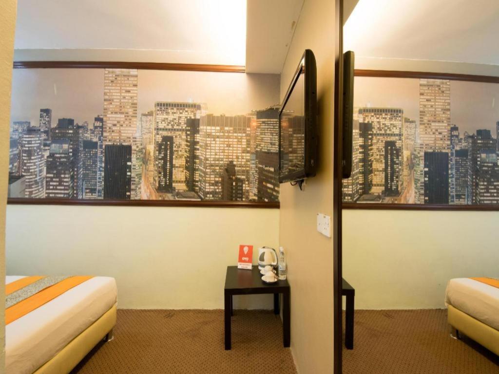Oyo 126 Rae Hotel Kuala Lumpur Exterior photo